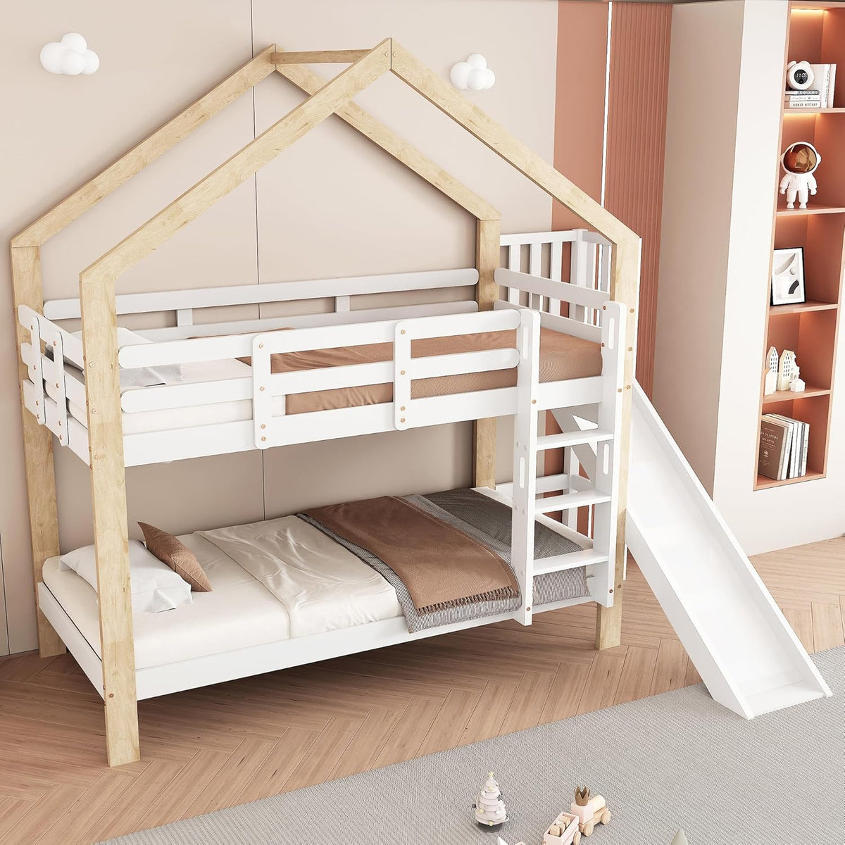 Litera Ball & Cast (90x200cm) con barandilla alta, estructura de madera con tobogán + escalera, estable y silenciosa, blanco + natural
