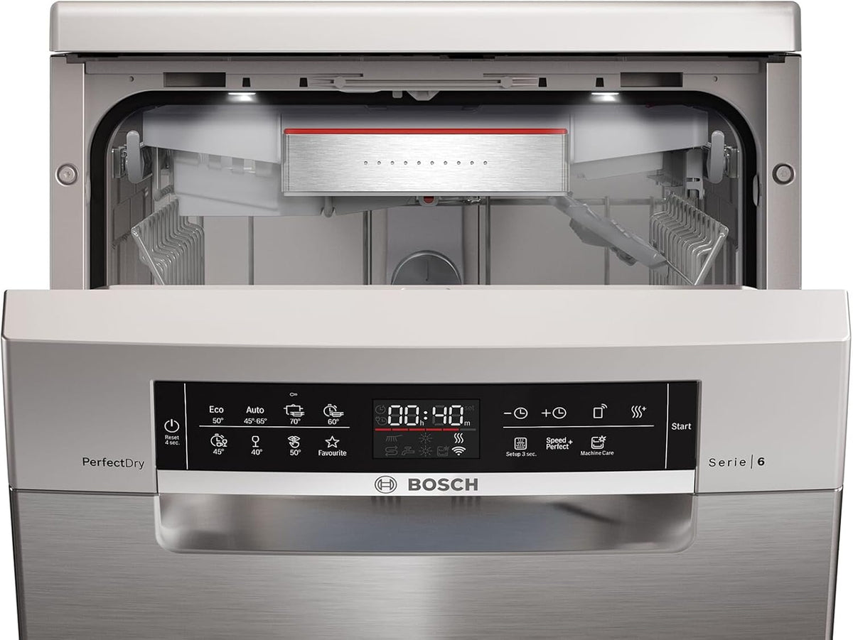 Lavavajillas inteligente Bosch Serie 2 SPV2IKX10E, totalmente integrable, 45 cm de ancho, cesta para cubiertos, secado extra con solo pulsar un botón, InfoLight punto de luz rojo en el suelo, protección AquaStop contra daños por agua, blanco