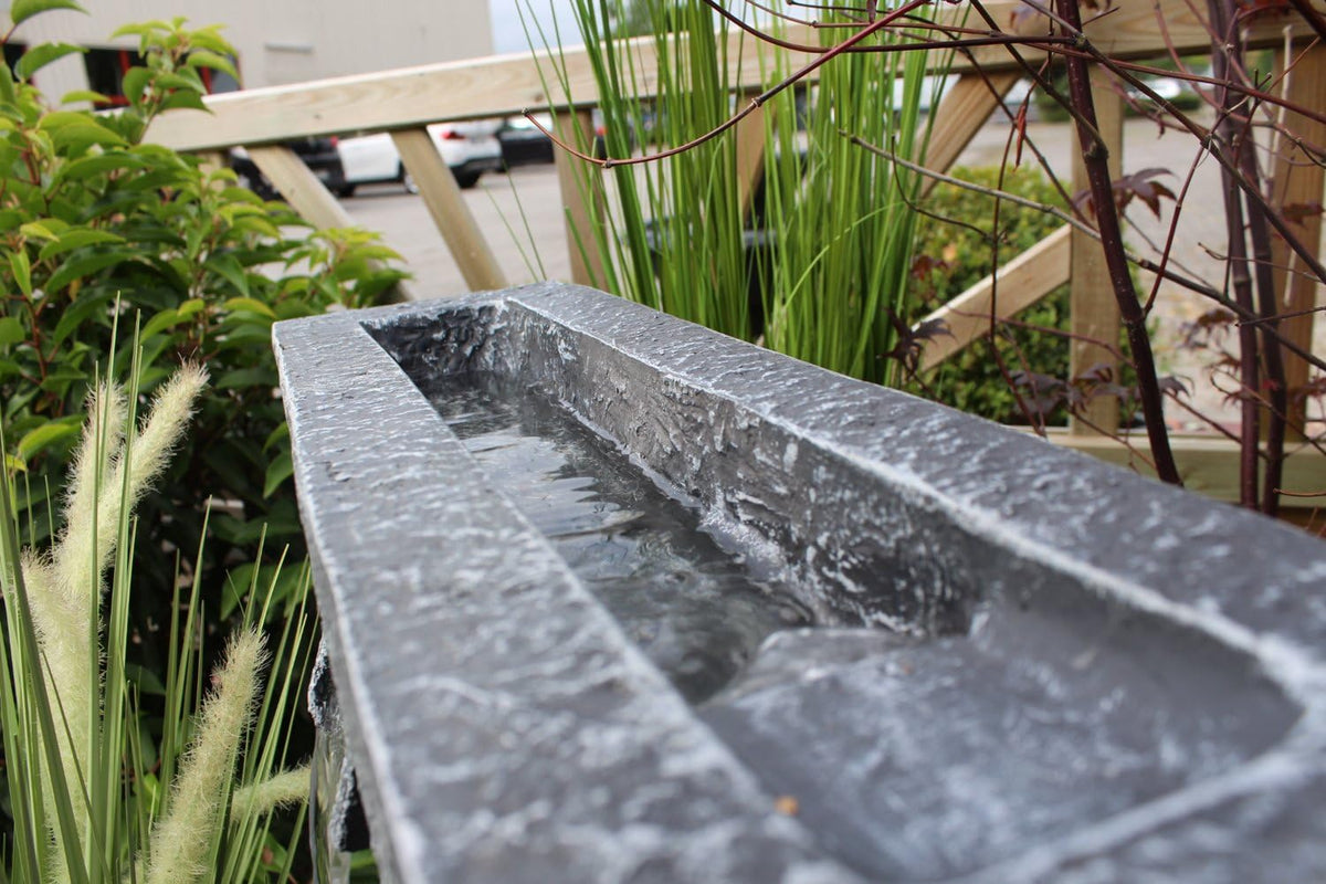 Fuente "Grada" plantable con iluminación LED, fuente de jardín en cascada, fuente de terraza