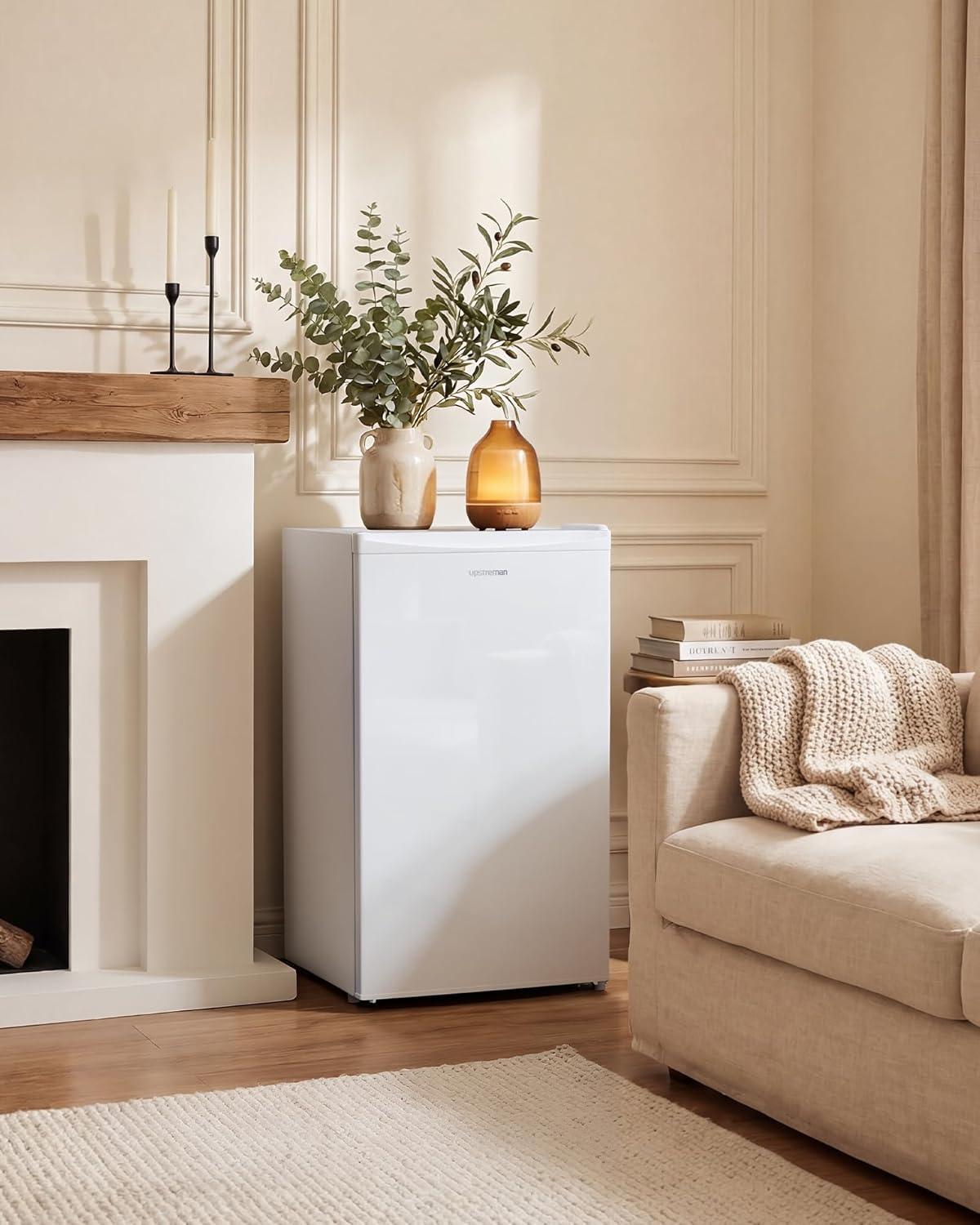 Upstreman 91L Mini-nevera con congelador, 5 niveles de temperatura (0-10℃), eficiente energéticamente, funcionamiento silencioso de 41 dB, compacta y espaciosa para residencia de estudiantes/oficina