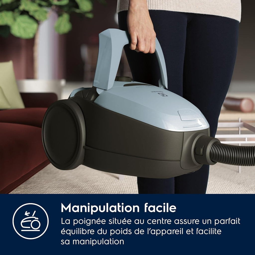 Electrolux Pure D8, Aspiradora de trineo con bolsa, ultra silenciosa, 57 dB, potencia automática inteligente, mango ergonómico, ligera, 55 % de materiales reciclados, PD82-4MB, azul cielo