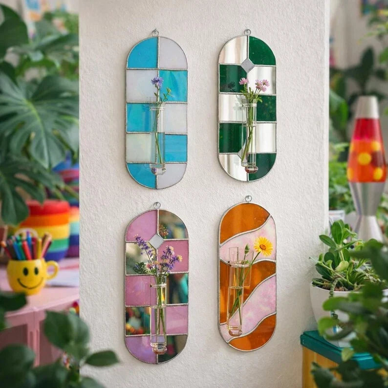 Florero de pared de vidrieras con patrón de tablero de ajedrez rosa y blanco, arte de jardín bohemio, lámina de cobre Tiffany