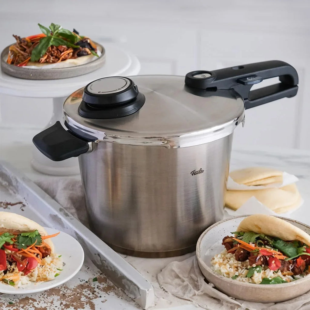 Olla a presión Fissler Vitavit Premium 6L 22cm de acero inoxidable, 4 niveles de cocción, incluye cestillo, fabricada en Alemania, apta para inducción