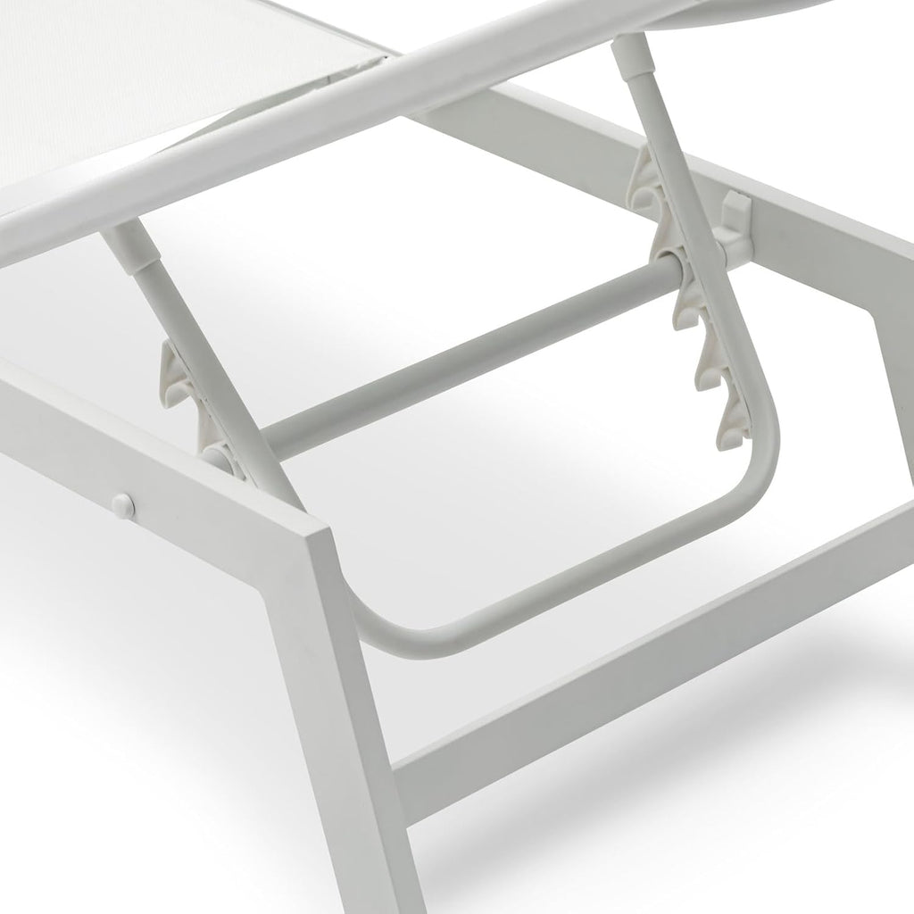 Tumbona de jardín IDIMEX ESPIRITU, altura regulable, color blanco crema – Tumbona de sol con cabezal ajustable de aluminio y textilene resistente a los rayos UV, para terraza, balcón, jardín, tumbona de relax para exterior