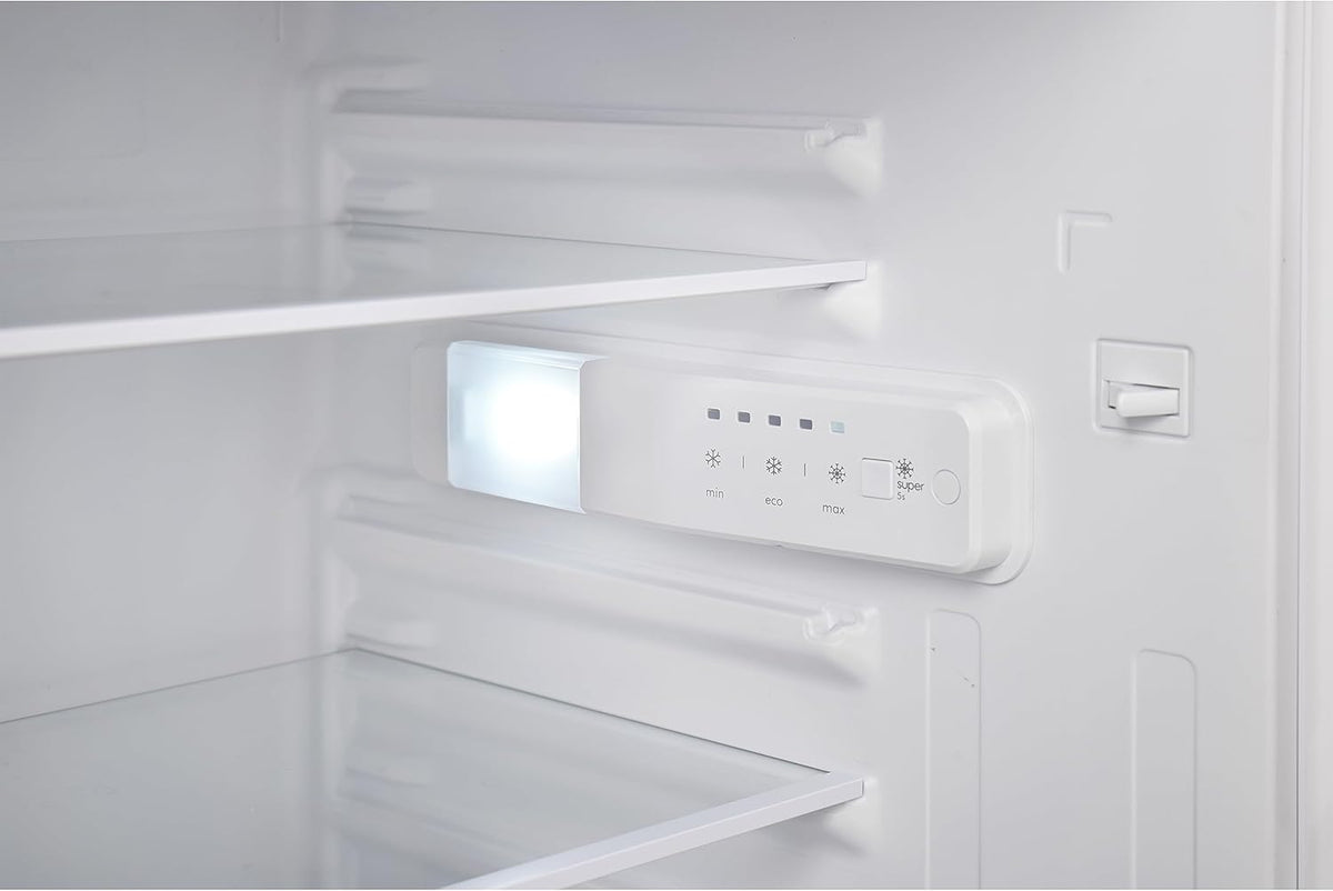 Frigorífico integrable TELEFUNKEN EK88S134E sin congelador, nicho de 88 cm, técnica de puerta arrastrada, capacidad neta de 126 litros, control de temperatura, color blanco