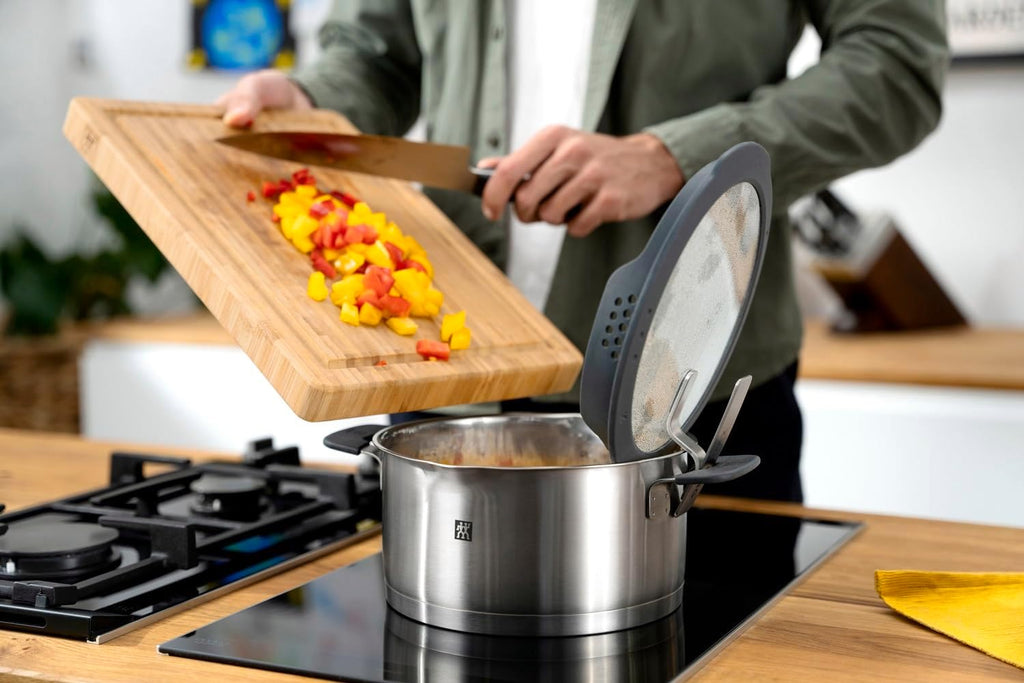 Set de ollas ZWILLING Simplify de 5 piezas, con función de vertido, mangos Stay-Cool, apto para inducción, acero inoxidable, plata