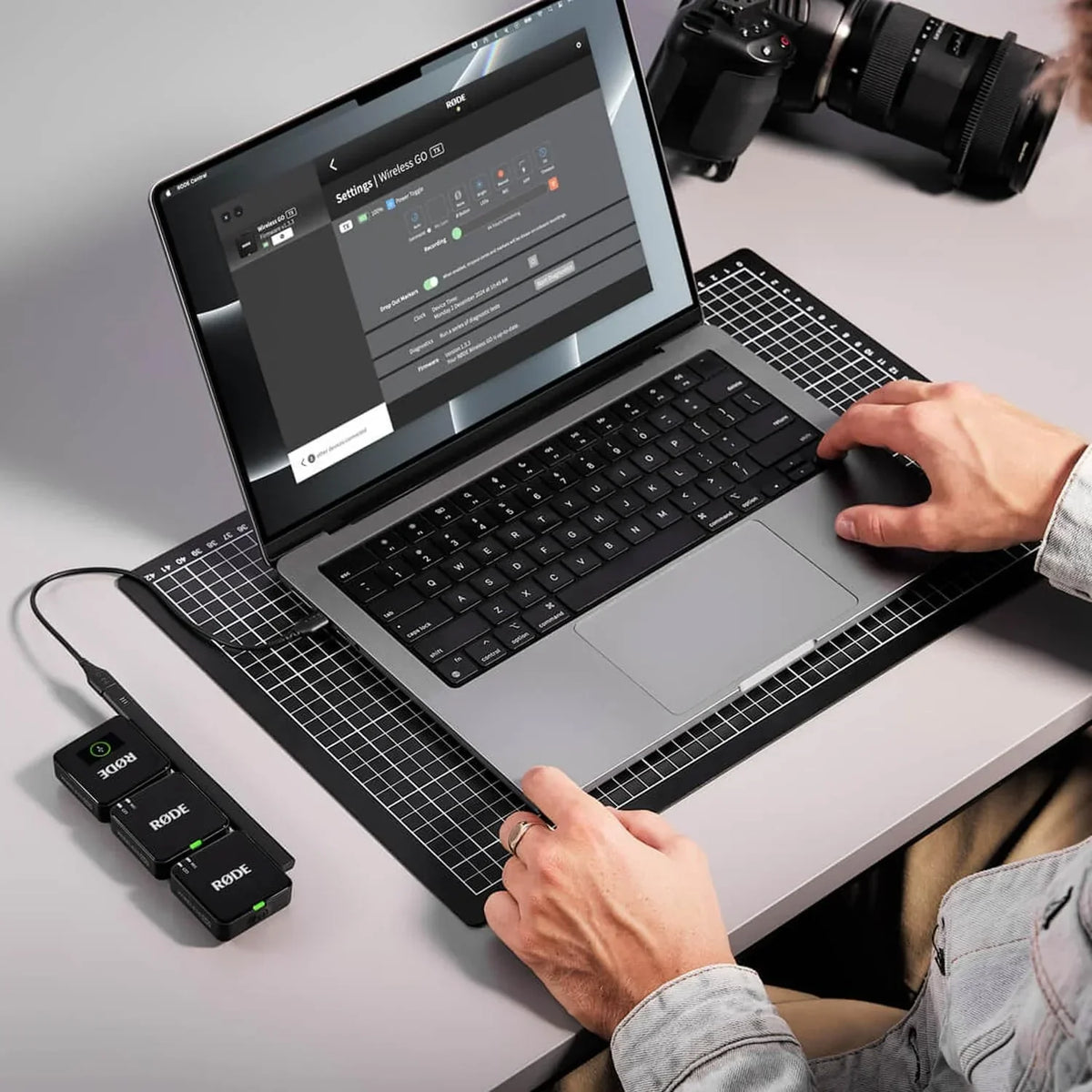 Micrófono inalámbrico Wireless GO de 3.ª generación con grabación en coma flotante de 32 bits, transmisión de 2,4 GHz, conexión USB-C y accesorios de centro de carga