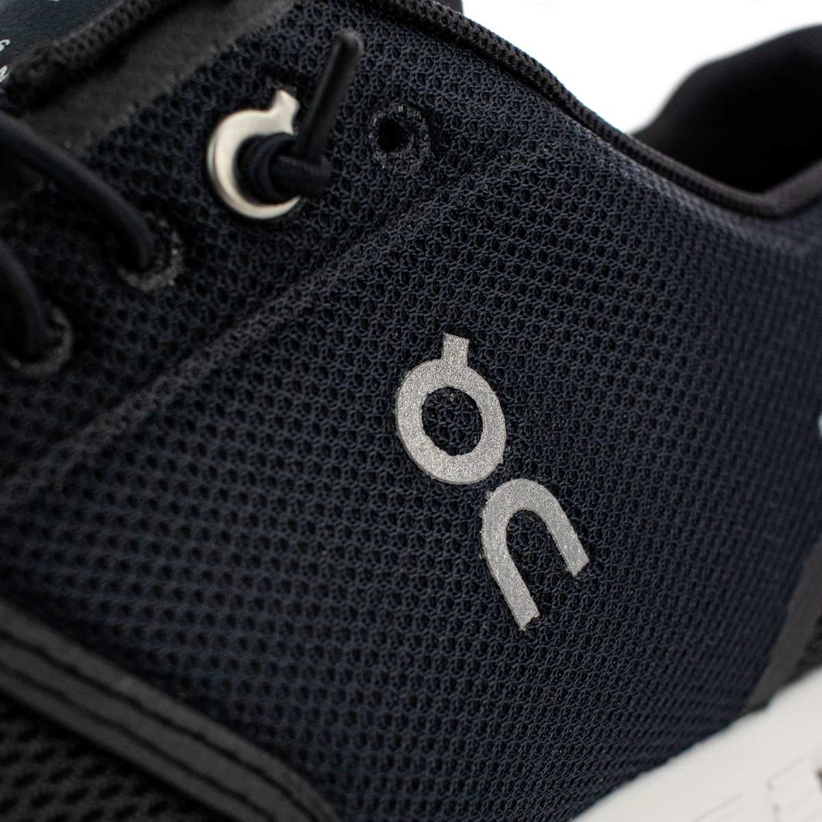 On Cloud 5 59.98919 - negro-blanco