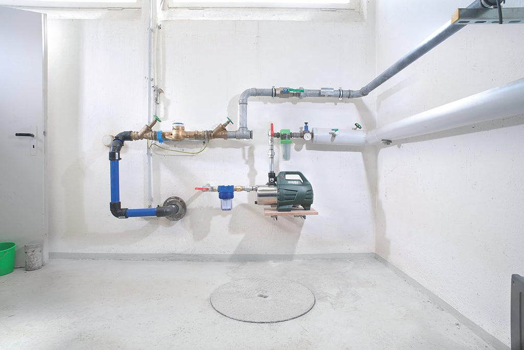 Bomba de agua doméstica Metabo HWA 6000 Inox - 1300W, 6000 l/h, acero inoxidable, protección contra marcha en seco, riego de jardines, bombeo de agua subterránea - Funcionamiento silencioso, bajo consumo, duradera