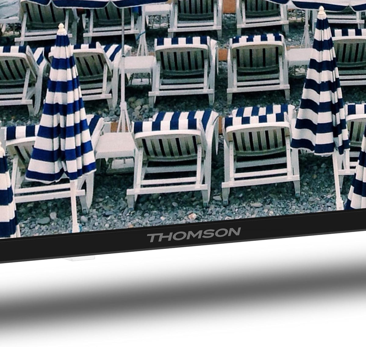 THOMSON 43 pulgadas (109 cm) LED Full HD Easy TV – No Smart – Modo Hotel, USB, HDMI, Triple sintonizador (Cable/Satélite/Antena), AV in, CI+, Panel A+ – 43FD2S13