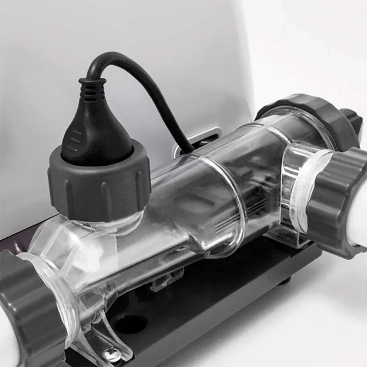 Sistema de agua salada Krystal Clear 26670, generador de cloro para piscinas para bombas de filtro de 2650–12112 l/h en piscinas de hasta 56800 l